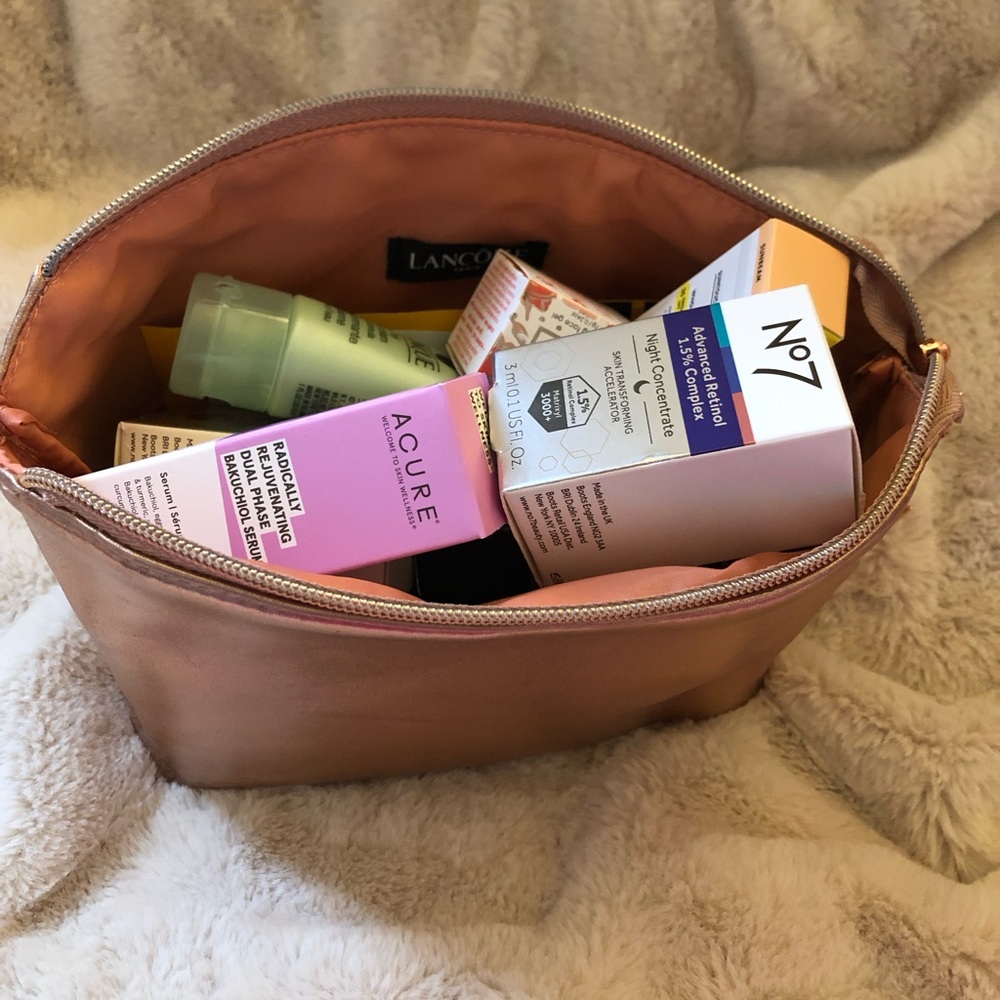 Ulta 20-piece NWT sample bag Lancôme cosmetic bag